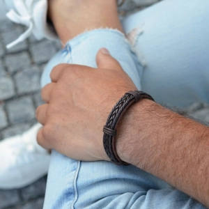 Náramok pánsky z hnedej koženky viazacia 43039.3 hnedý