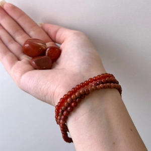 Náramky s minerálnymi kameňmi achát, avanturine 43043.3 sv.hnedý