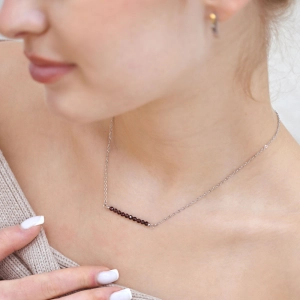 Oceľový náhrdelník červený 42038.3