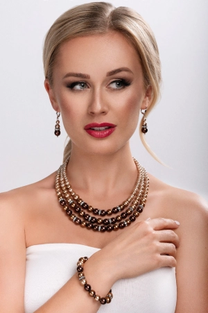 Perlový náramok hnedý 33016.3